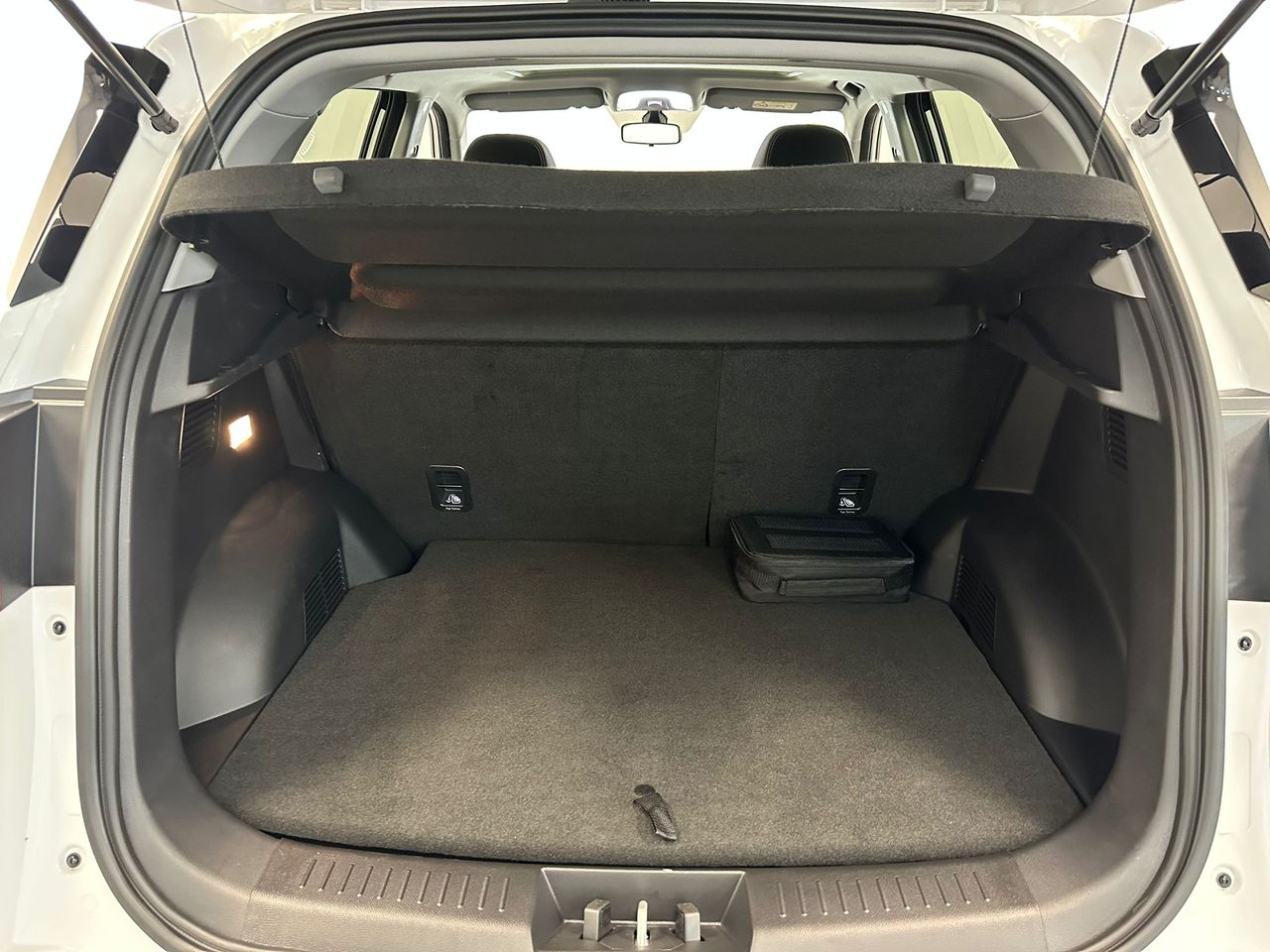 Foto DR Automobiles DR5 10