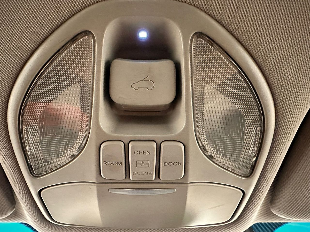 Foto Hyundai Santa Fe 25