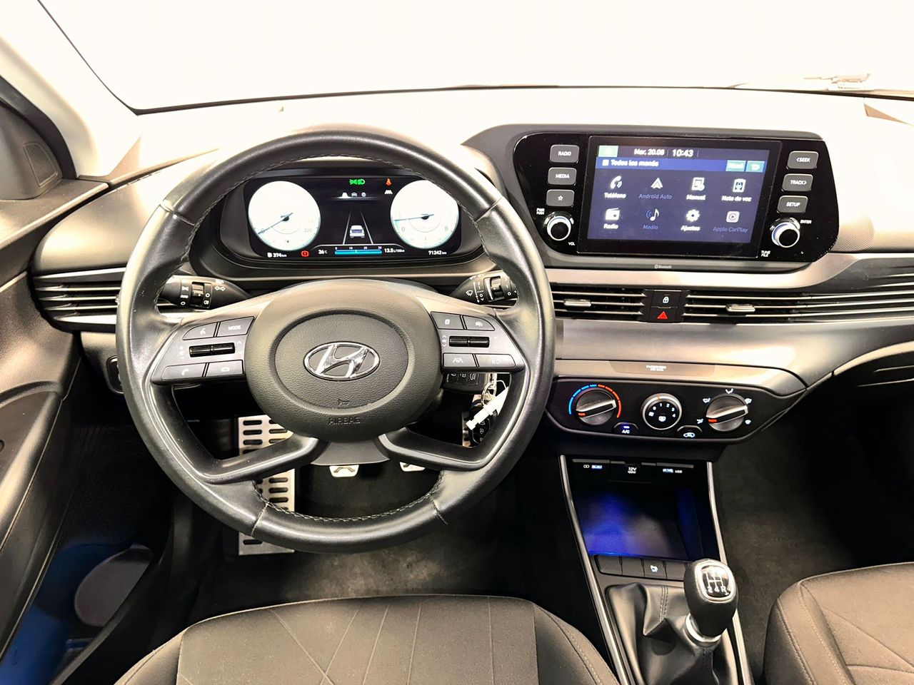 Foto Hyundai Bayon 12