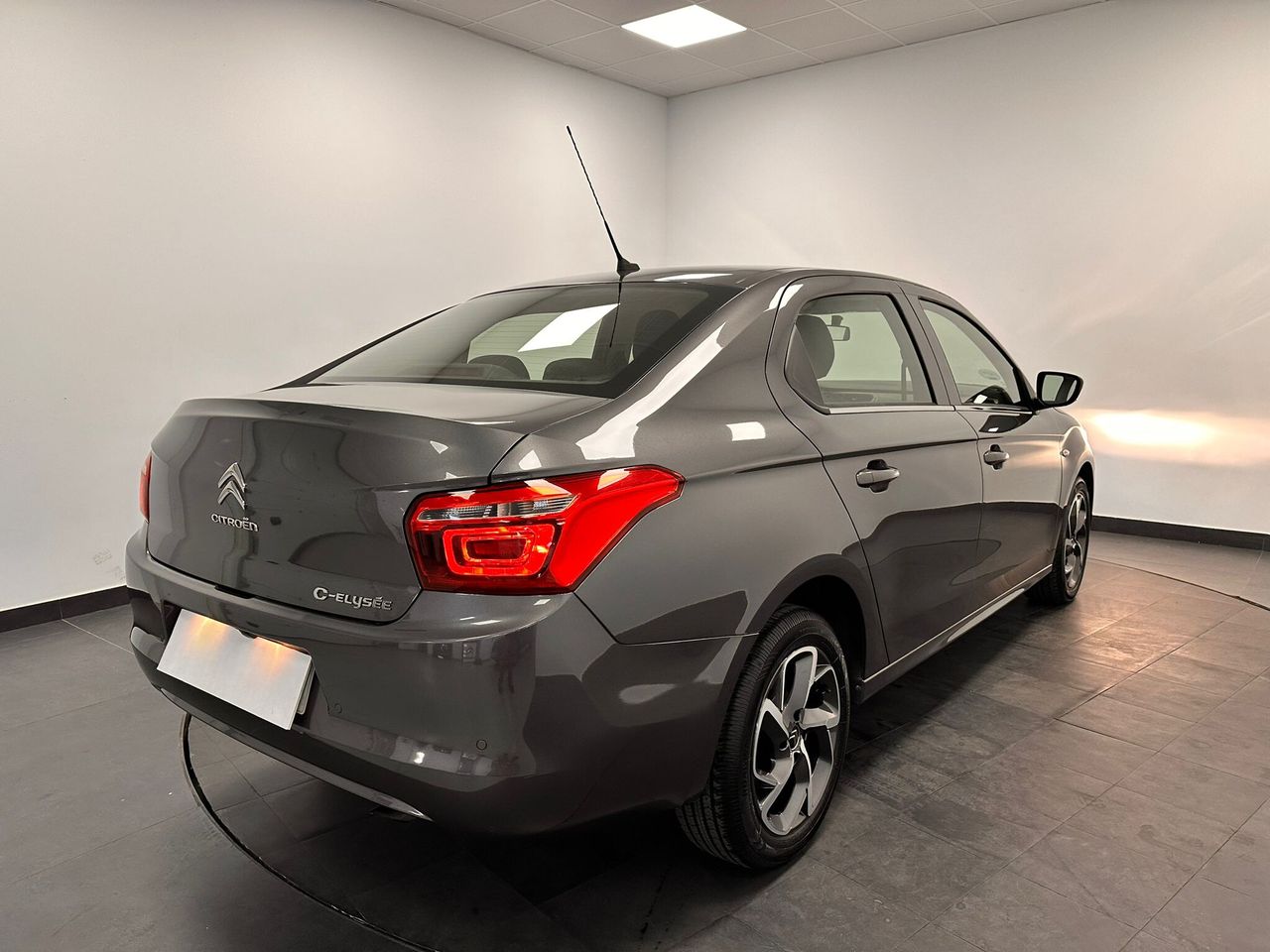 Foto Citroën C-Elysèe 6