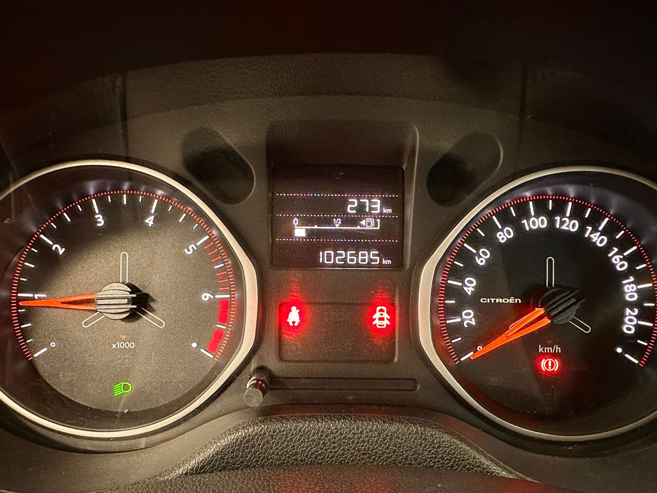 Foto Citroën C-Elysèe 13