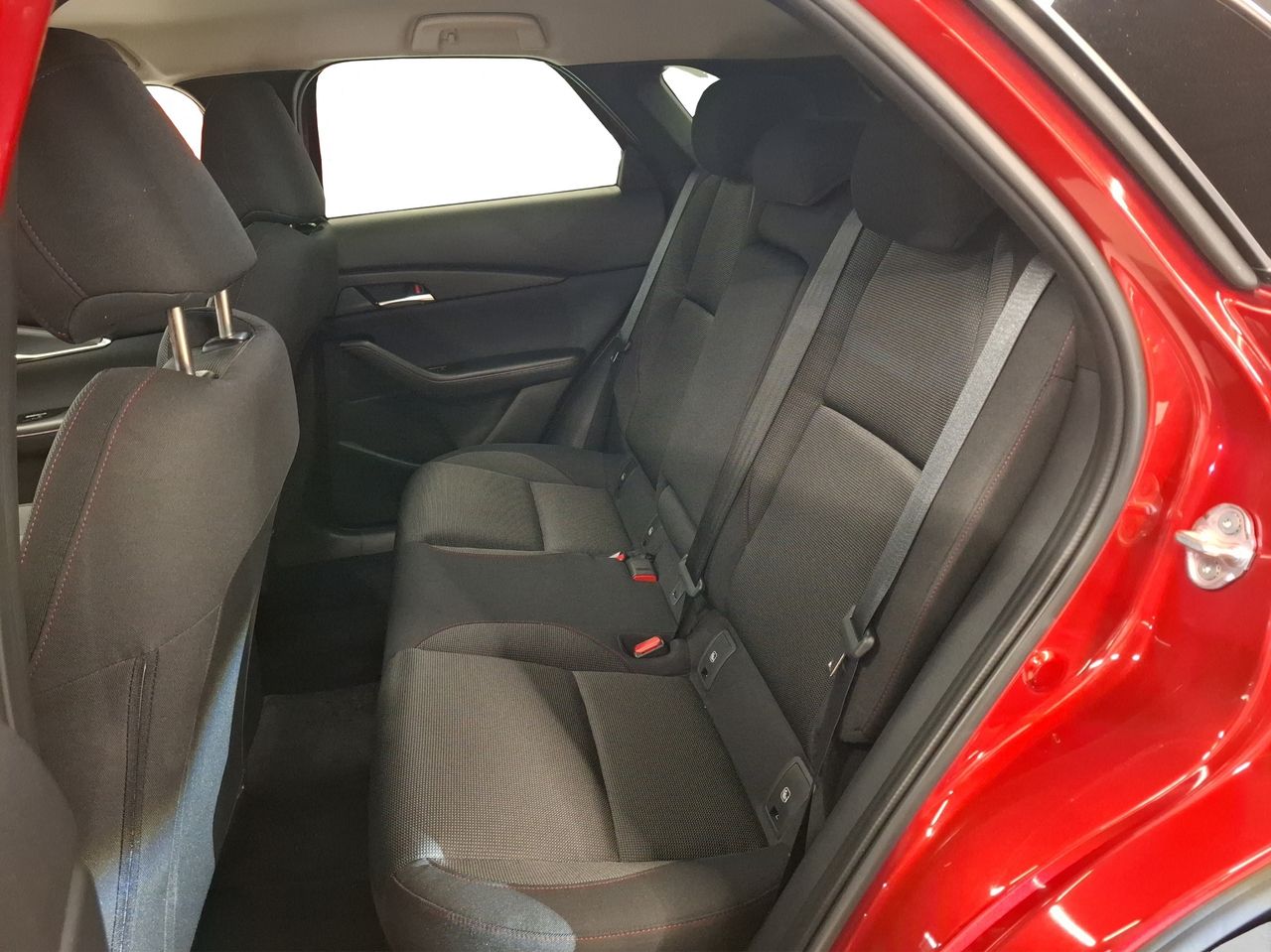 Foto Mazda CX-30 30