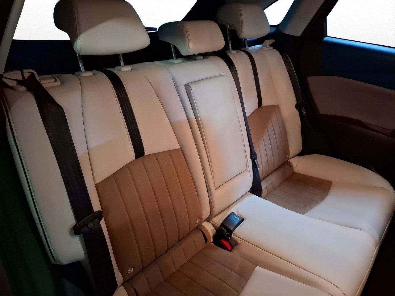 Foto Mazda CX-30 16
