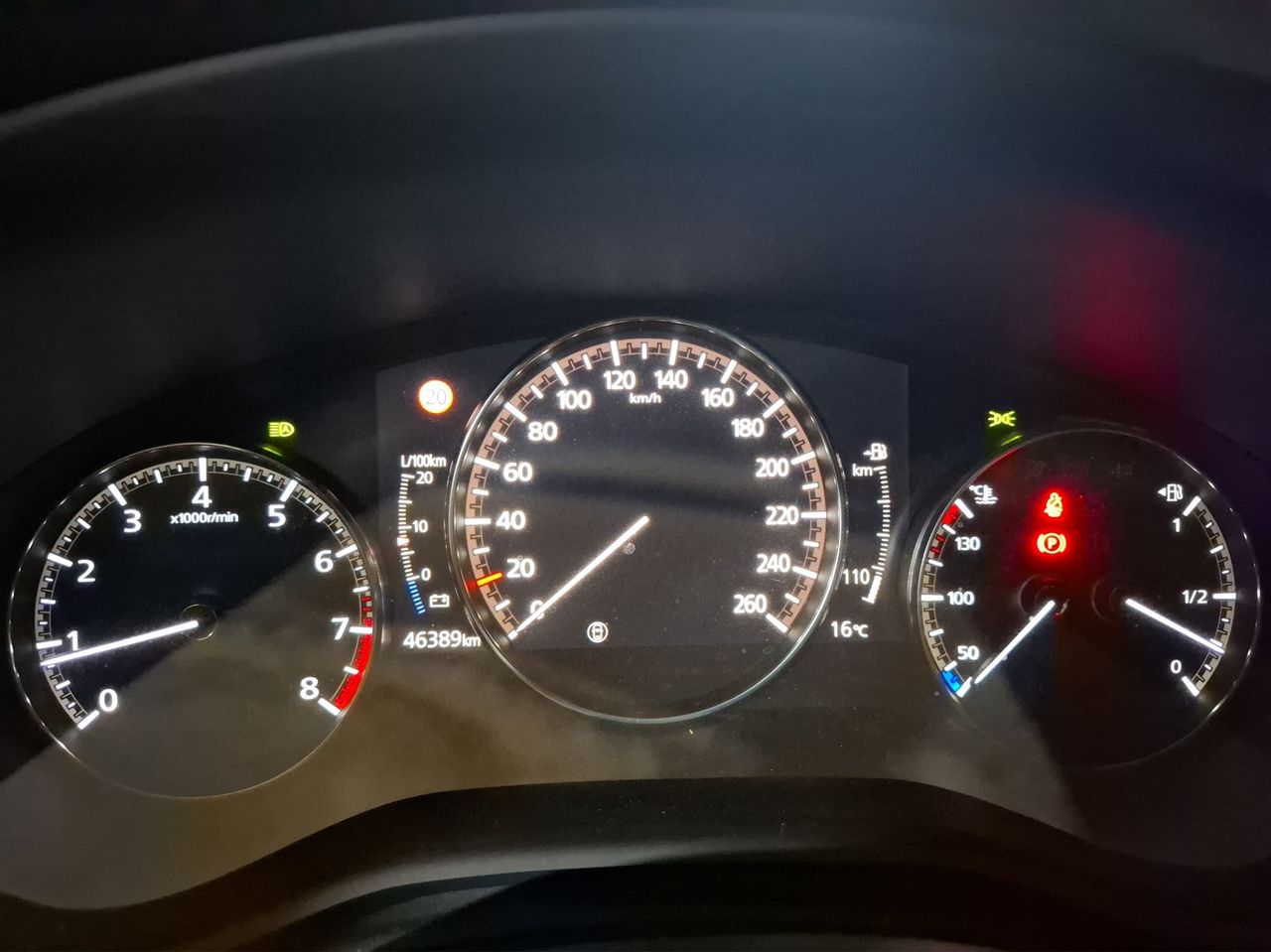 Foto Mazda CX-30 18
