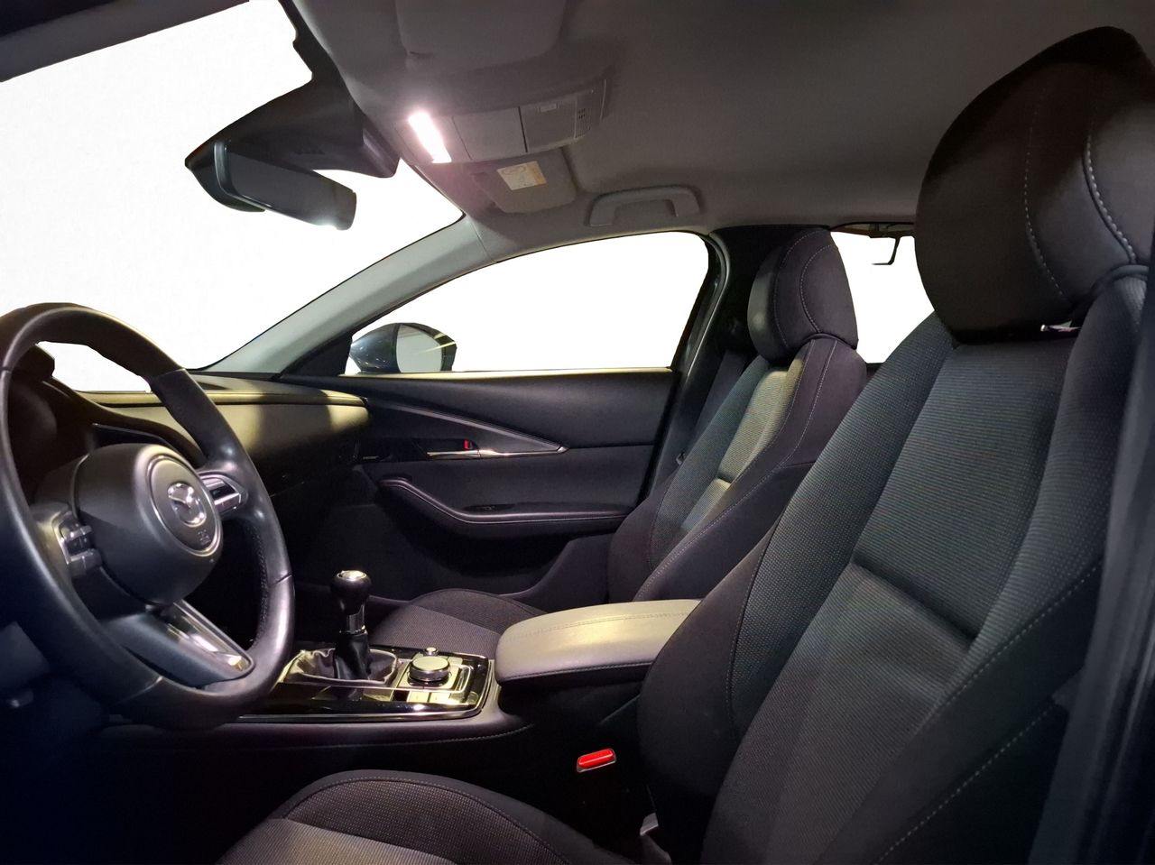 Foto Mazda CX-30 27
