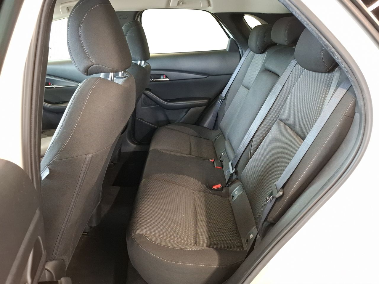 Foto Mazda CX-30 28