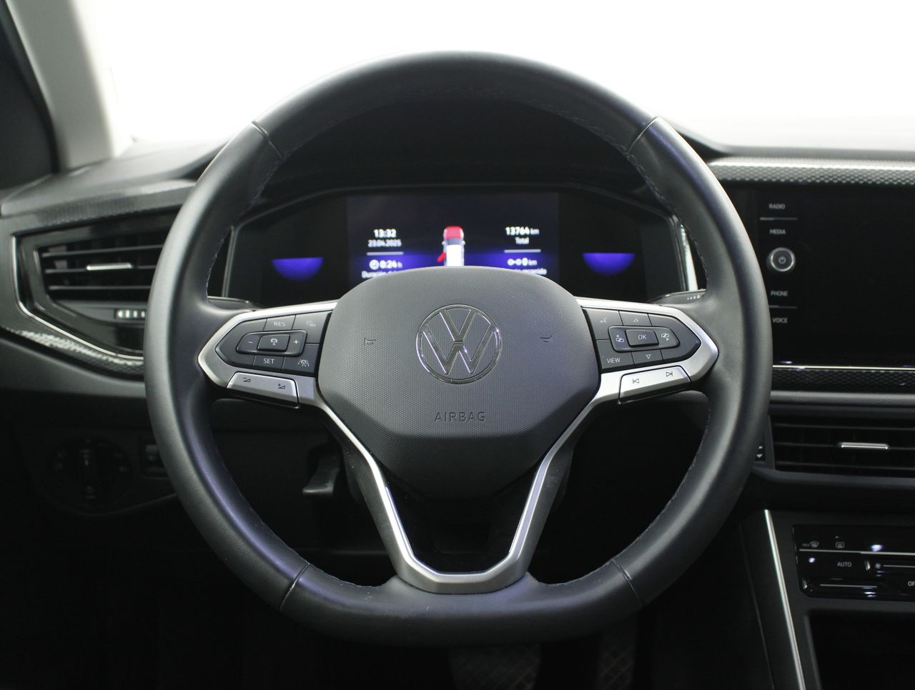 Foto Volkswagen Taigo 13