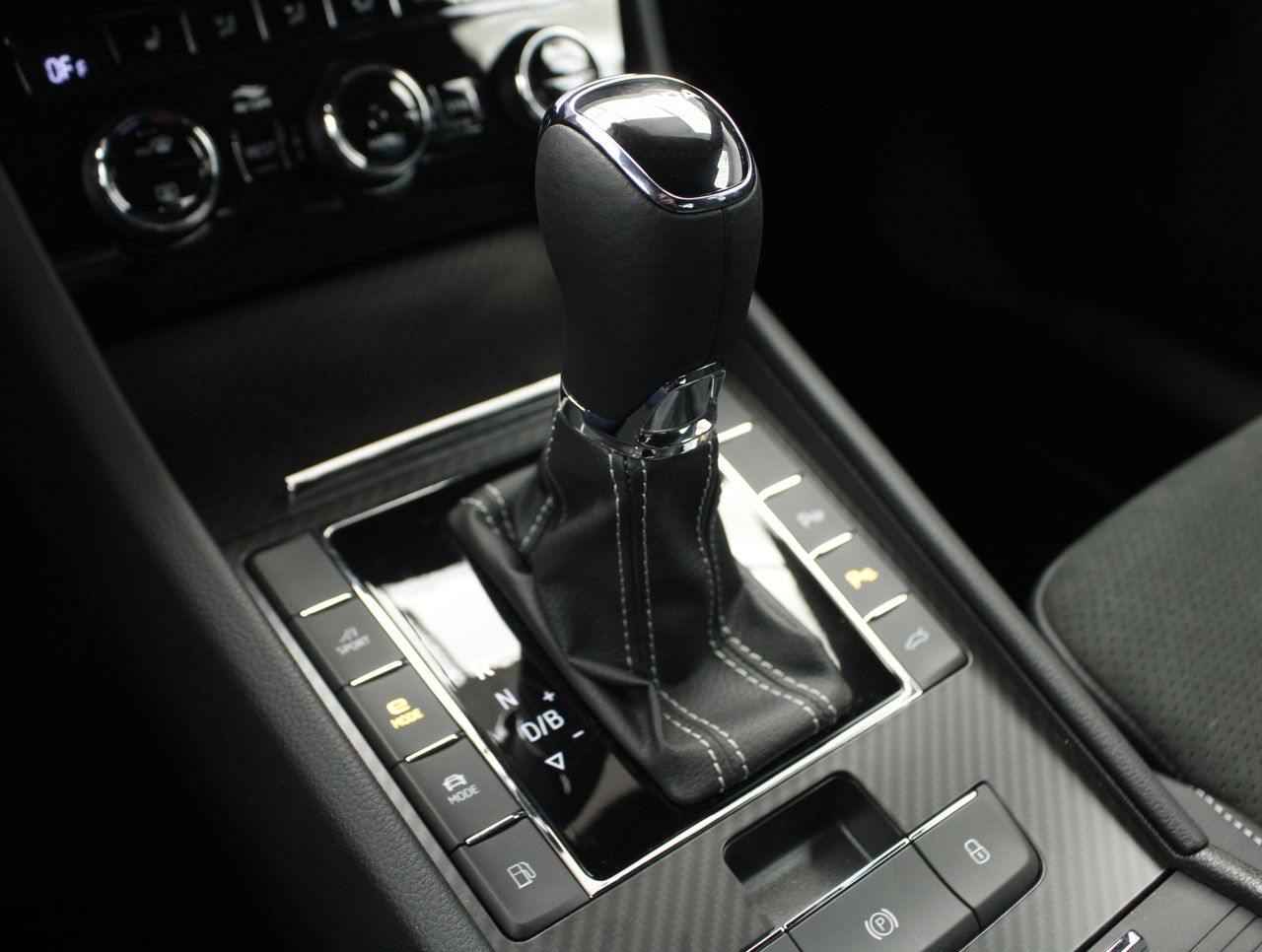 Foto Skoda Superb 10