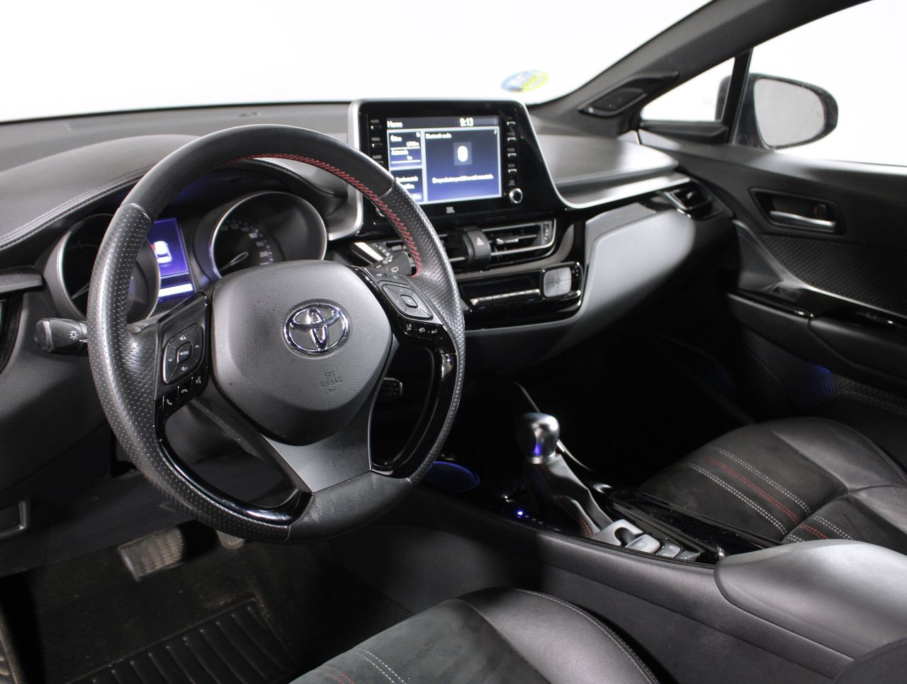 Foto Toyota C-HR 28