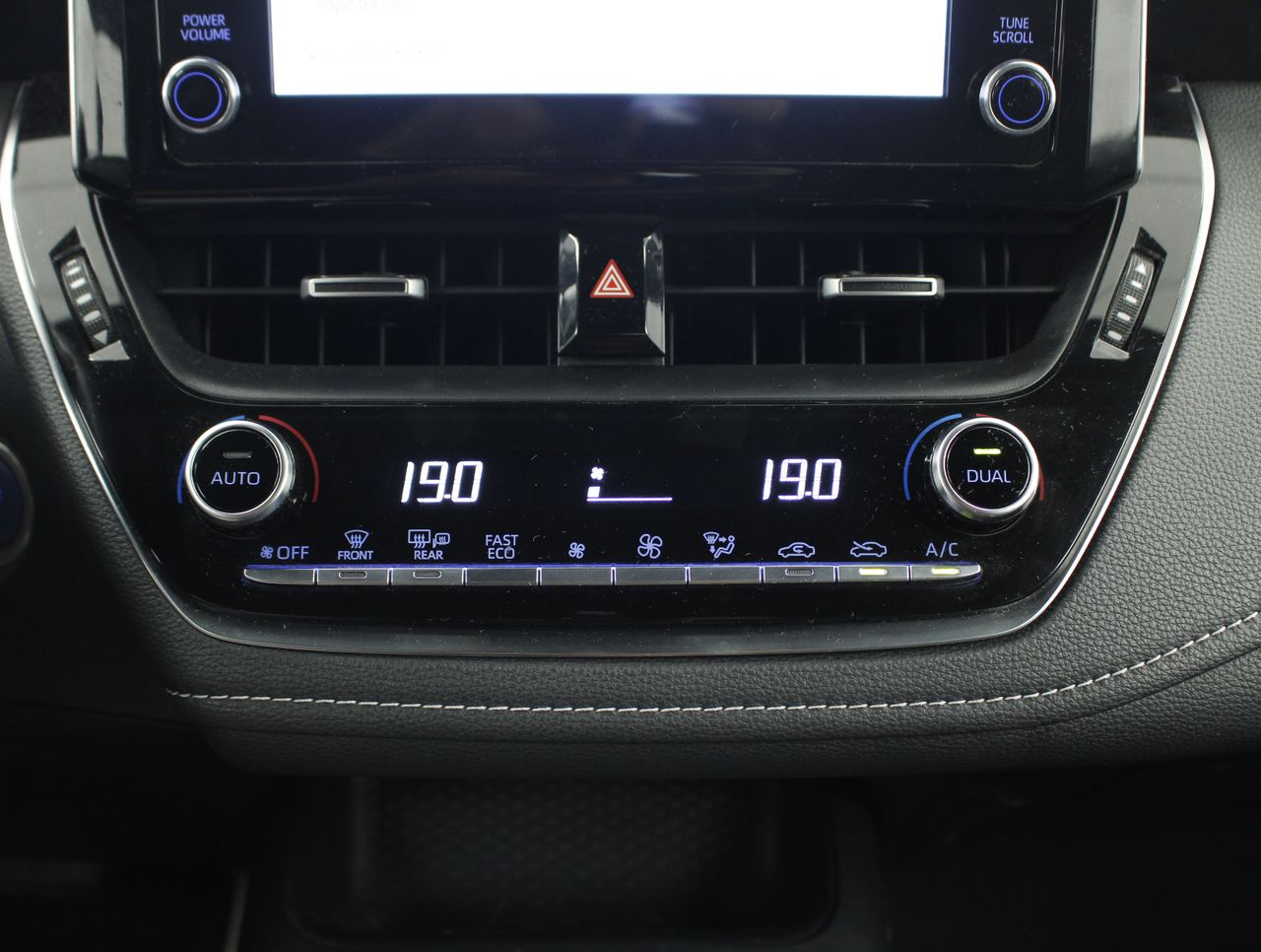 Foto Toyota Corolla 11