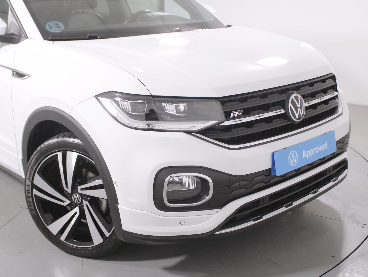 Foto Volkswagen T-Cross 16