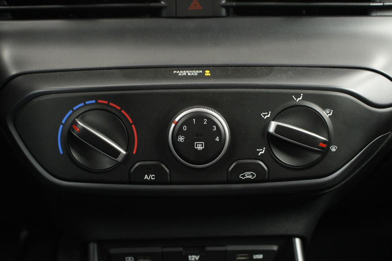 Foto Hyundai Bayon 11