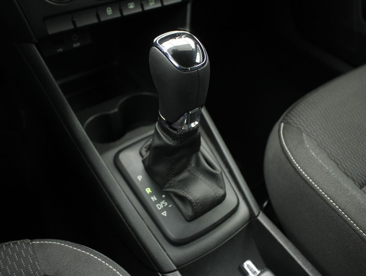 Foto Skoda Rapid 10