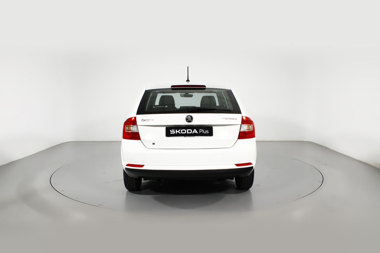 Foto Skoda Rapid 17