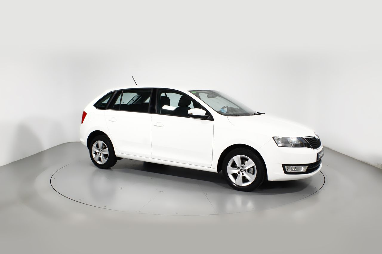 Foto Skoda Rapid 23