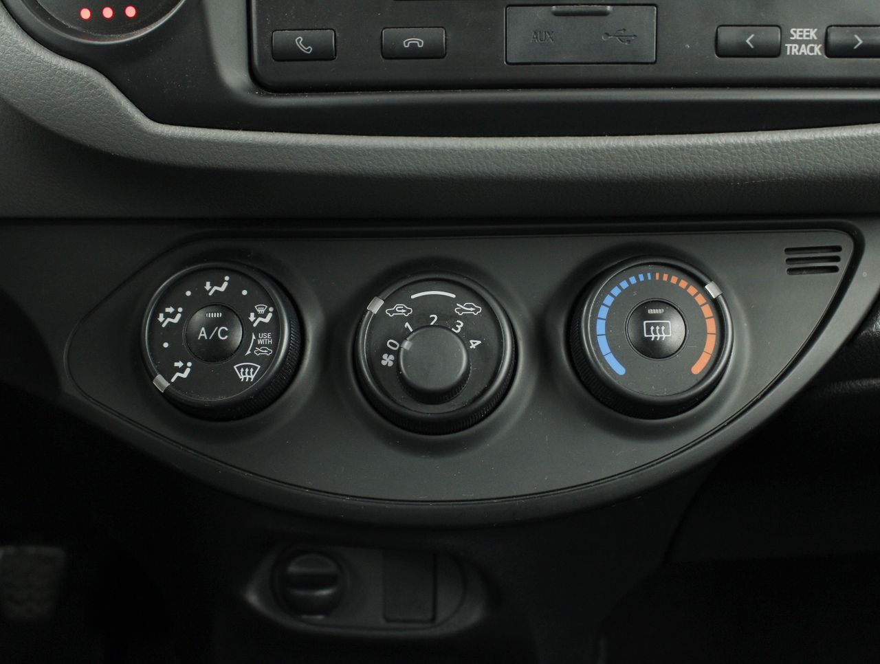 Foto Toyota Yaris 11