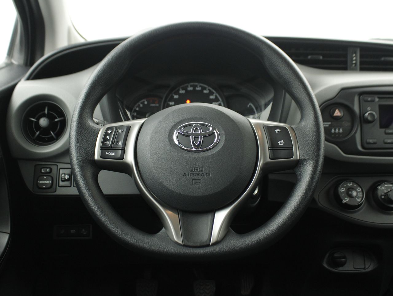 Foto Toyota Yaris 13