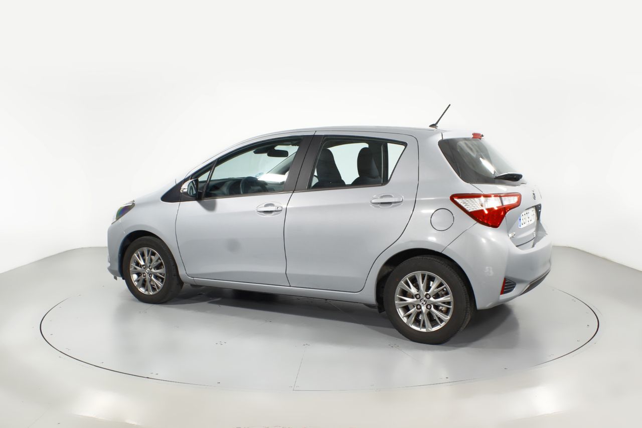 Foto Toyota Yaris 18