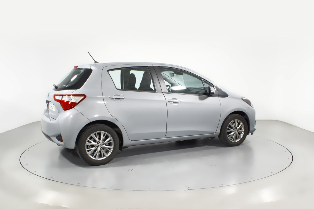 Foto Toyota Yaris 24