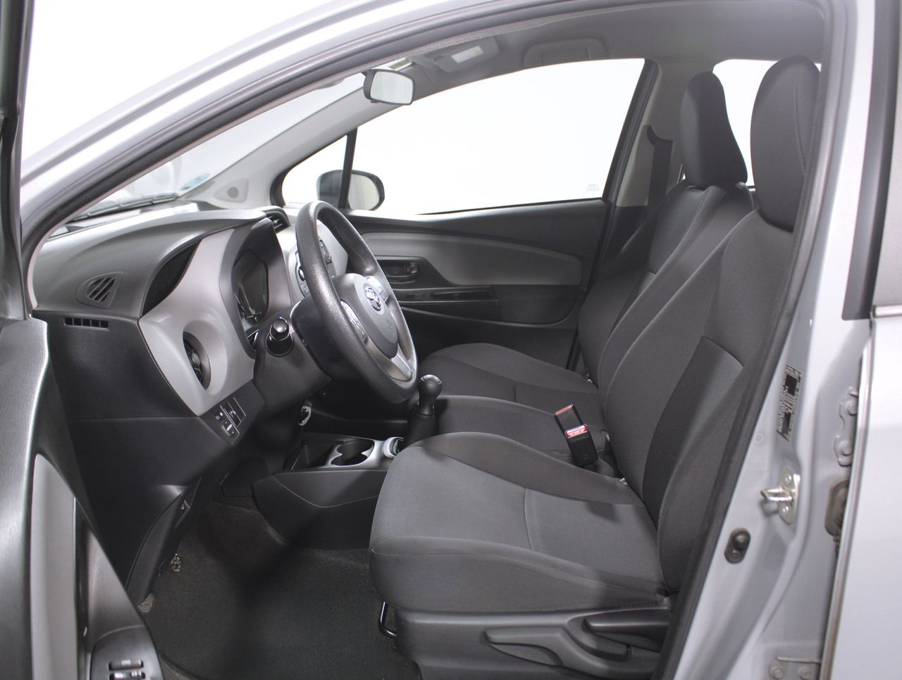 Foto Toyota Yaris 27