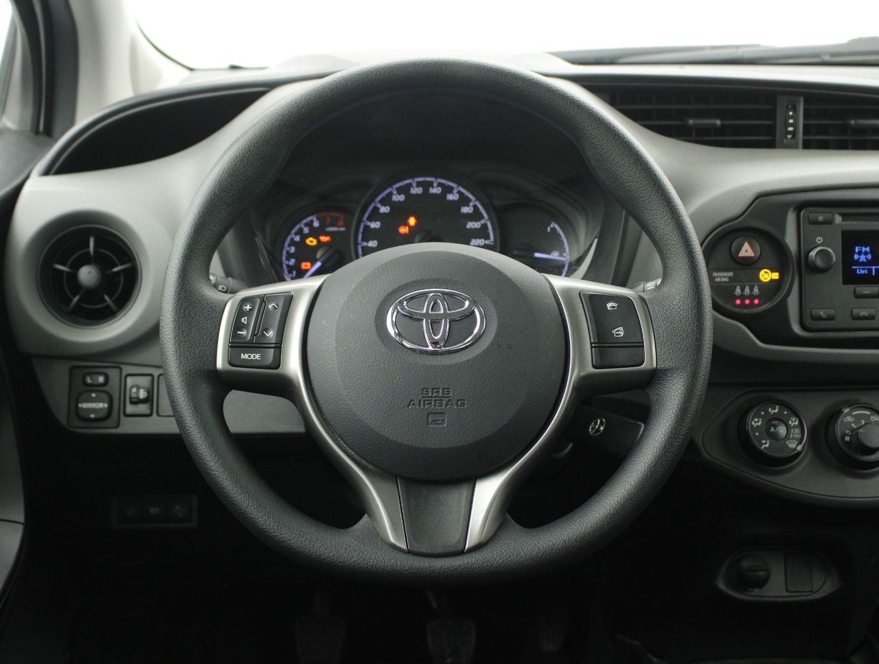 Foto Toyota Yaris 13