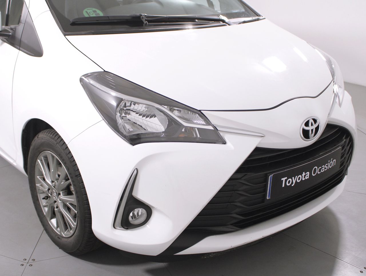 Foto Toyota Yaris 16