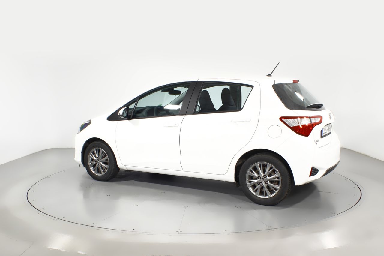 Foto Toyota Yaris 18