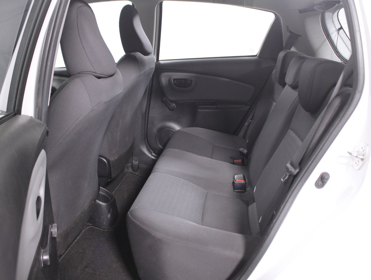 Foto Toyota Yaris 26