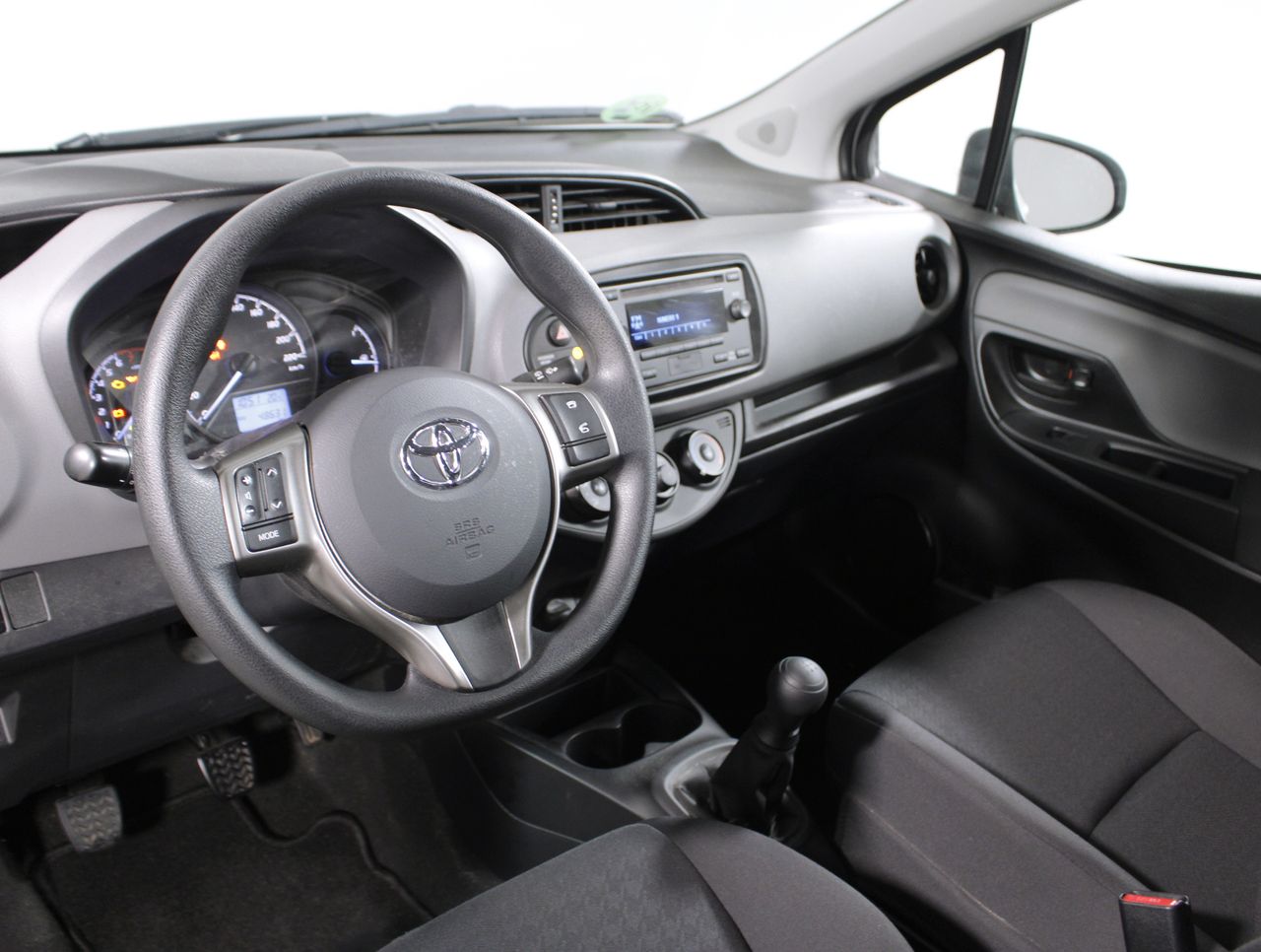 Foto Toyota Yaris 28