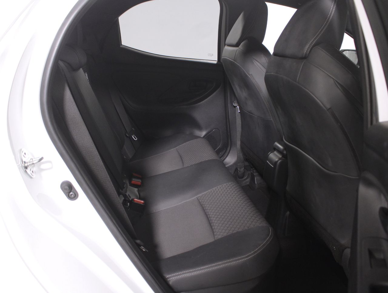 Foto Toyota Yaris 6