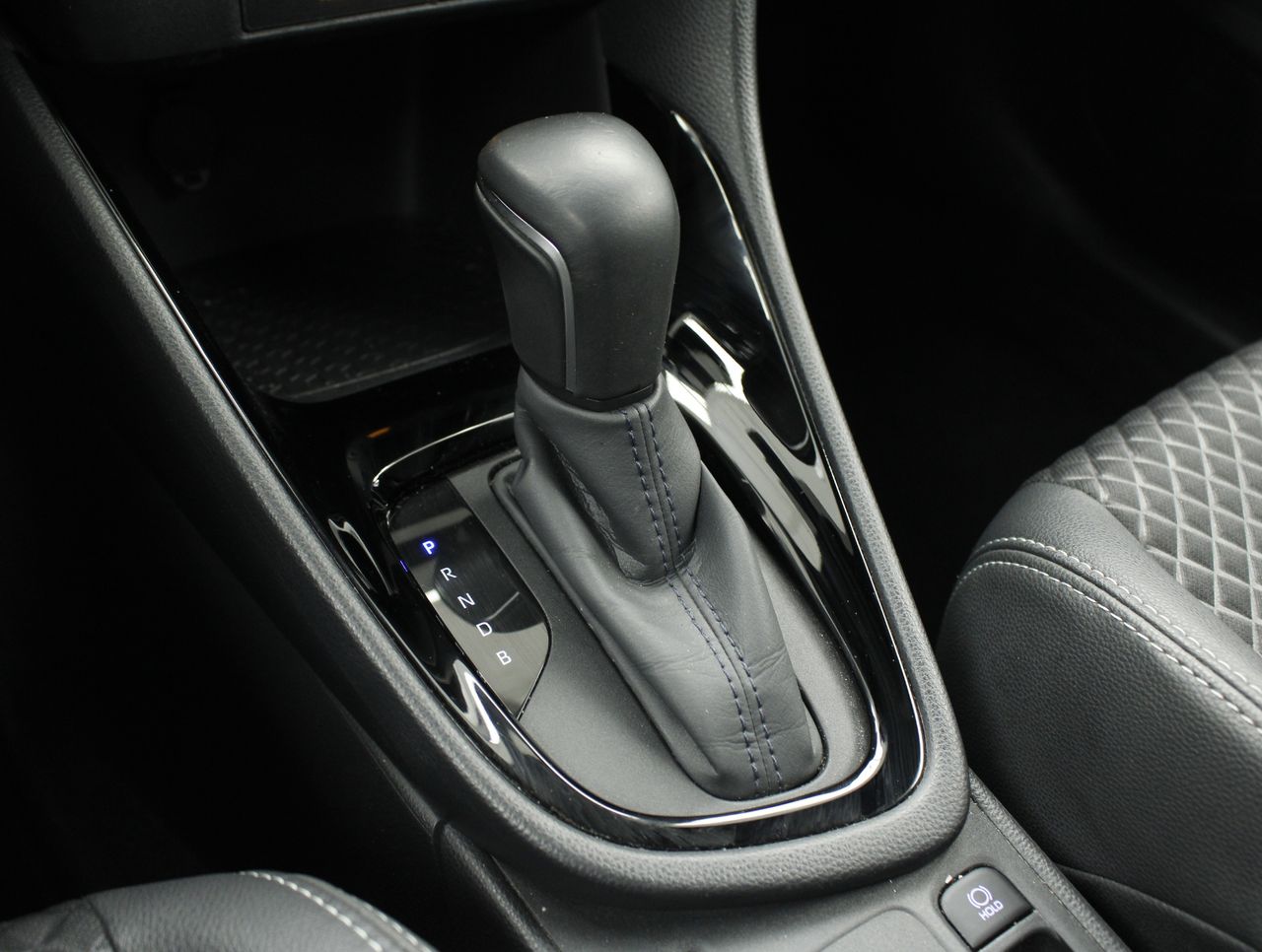 Foto Toyota Yaris 10