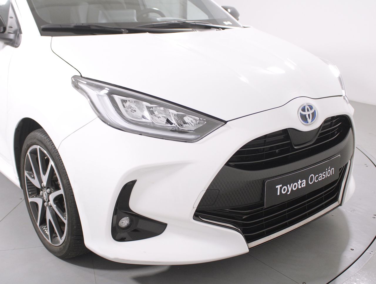 Foto Toyota Yaris 16