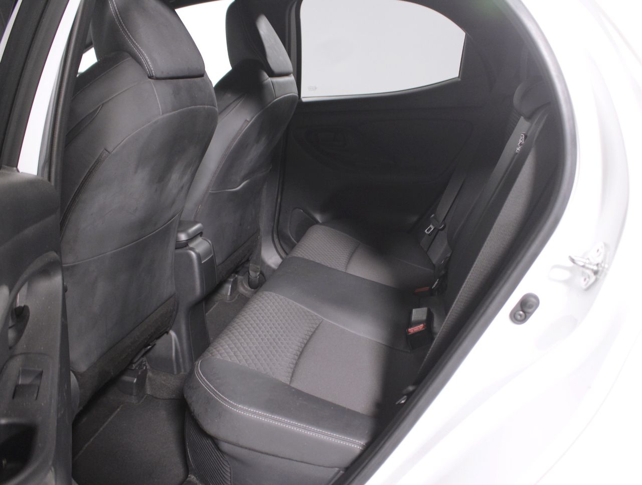 Foto Toyota Yaris 26