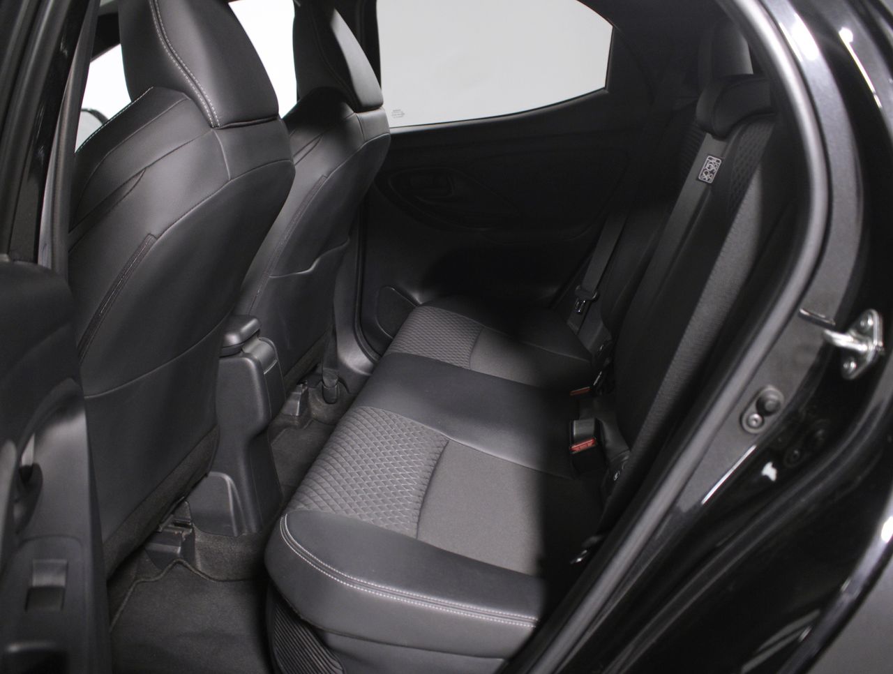 Foto Toyota Yaris 26