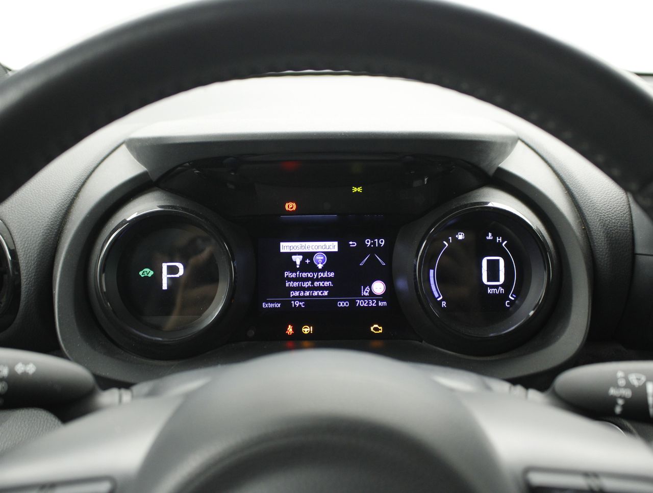 Foto Toyota Yaris 9