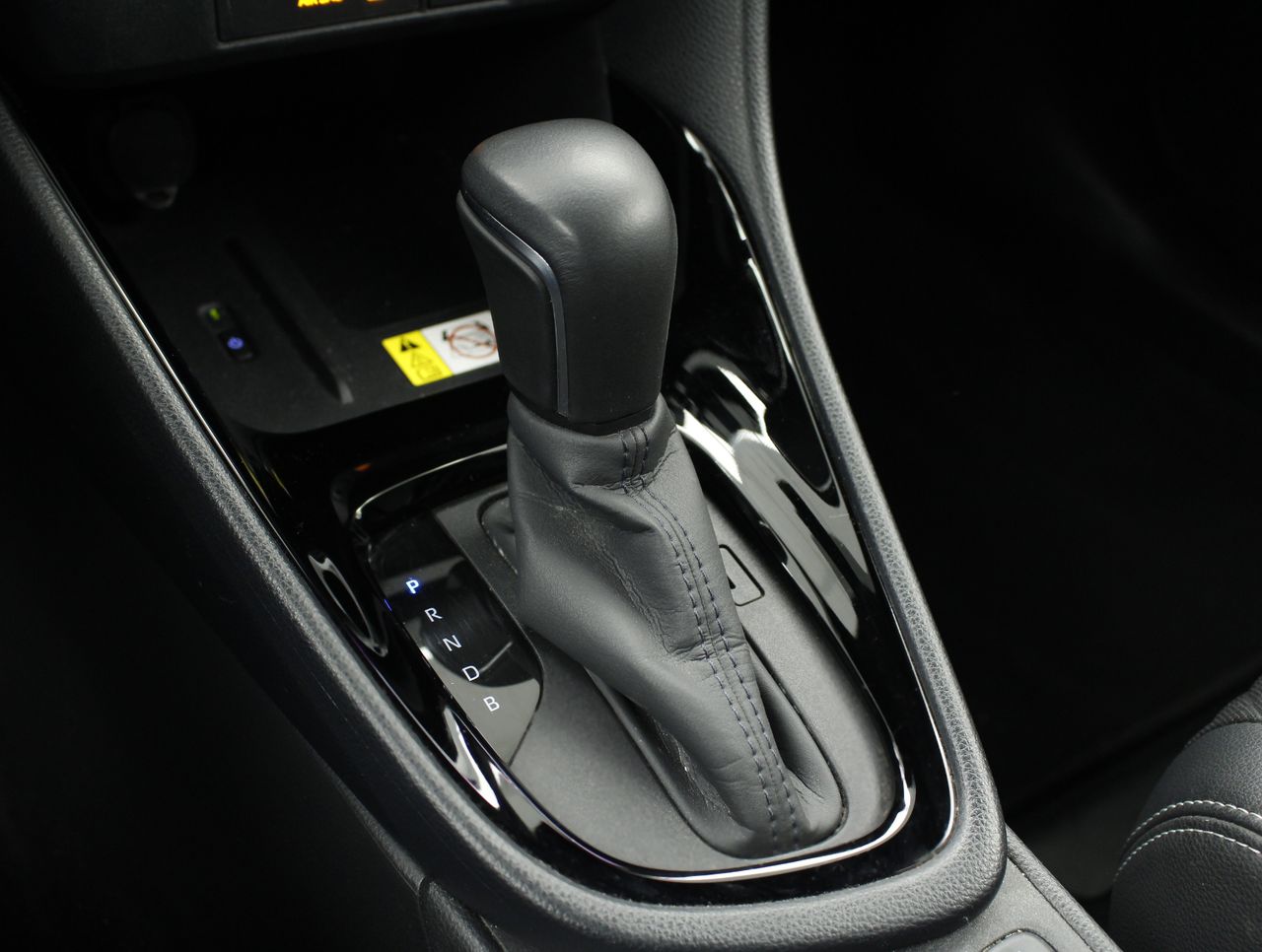 Foto Toyota Yaris 10