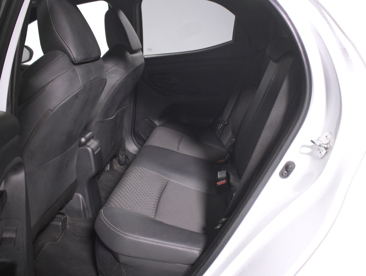 Foto Toyota Yaris 26