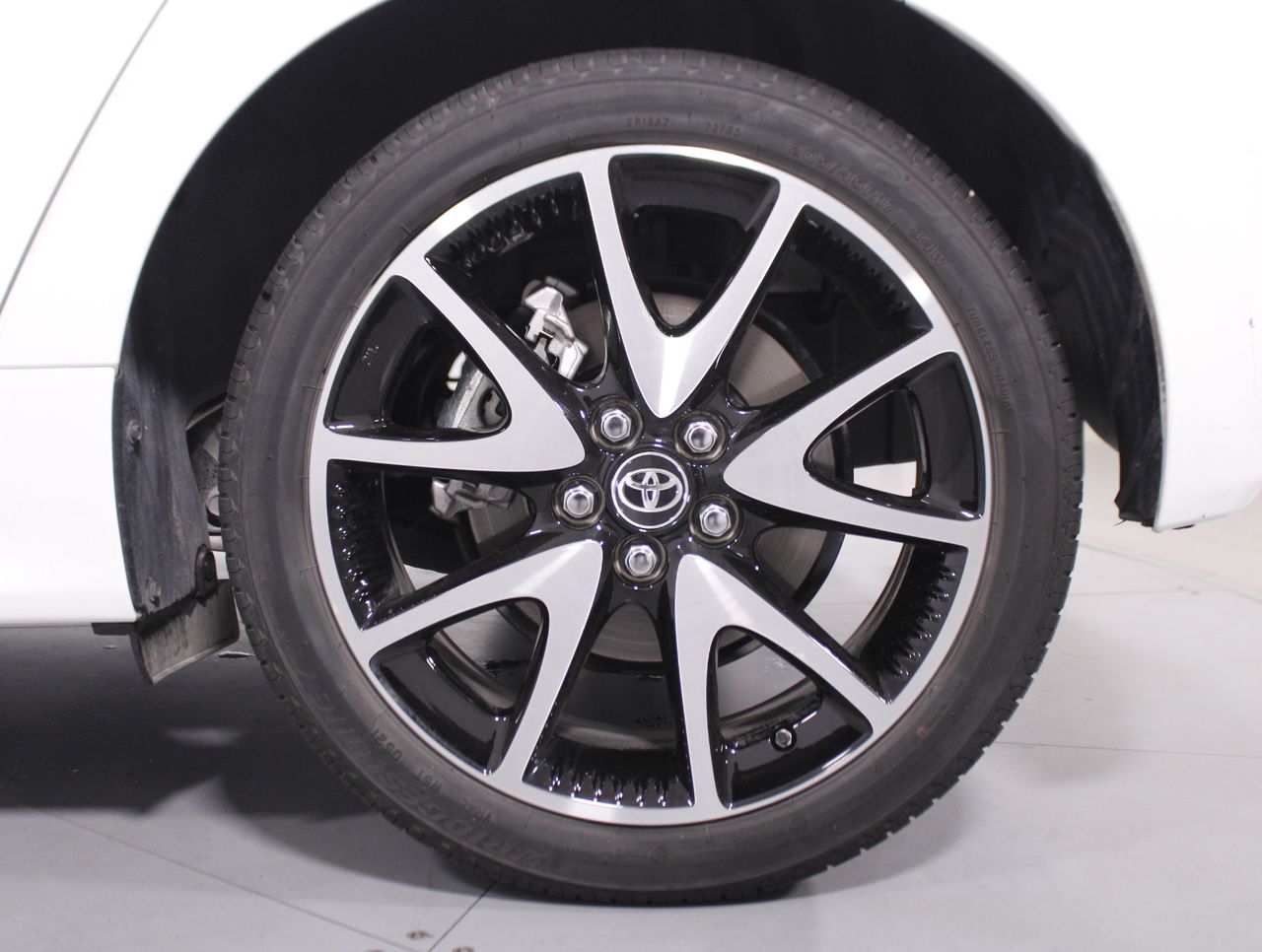 Foto Toyota Yaris 8