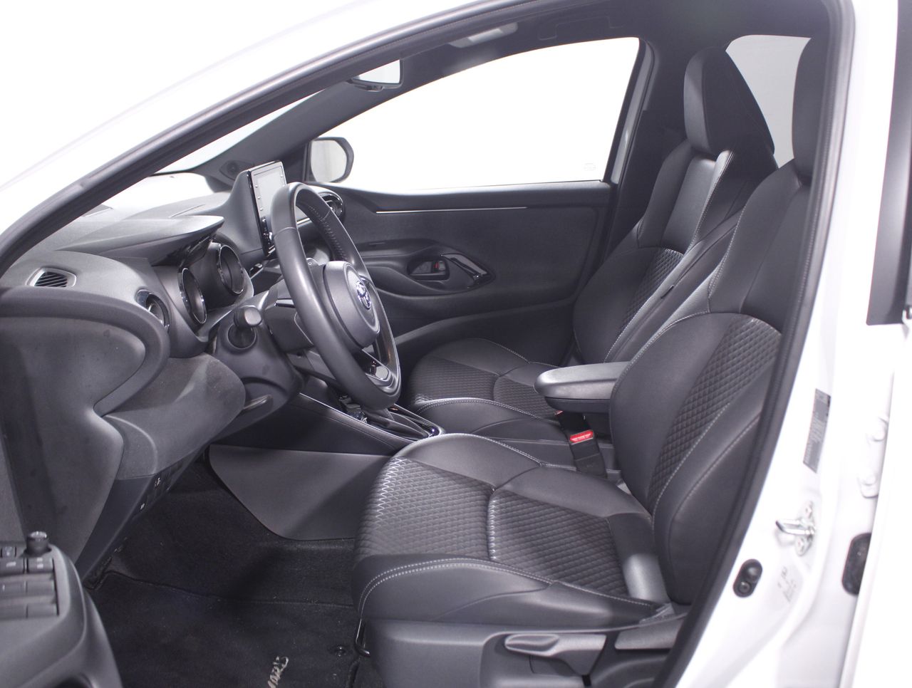 Foto Toyota Yaris 27