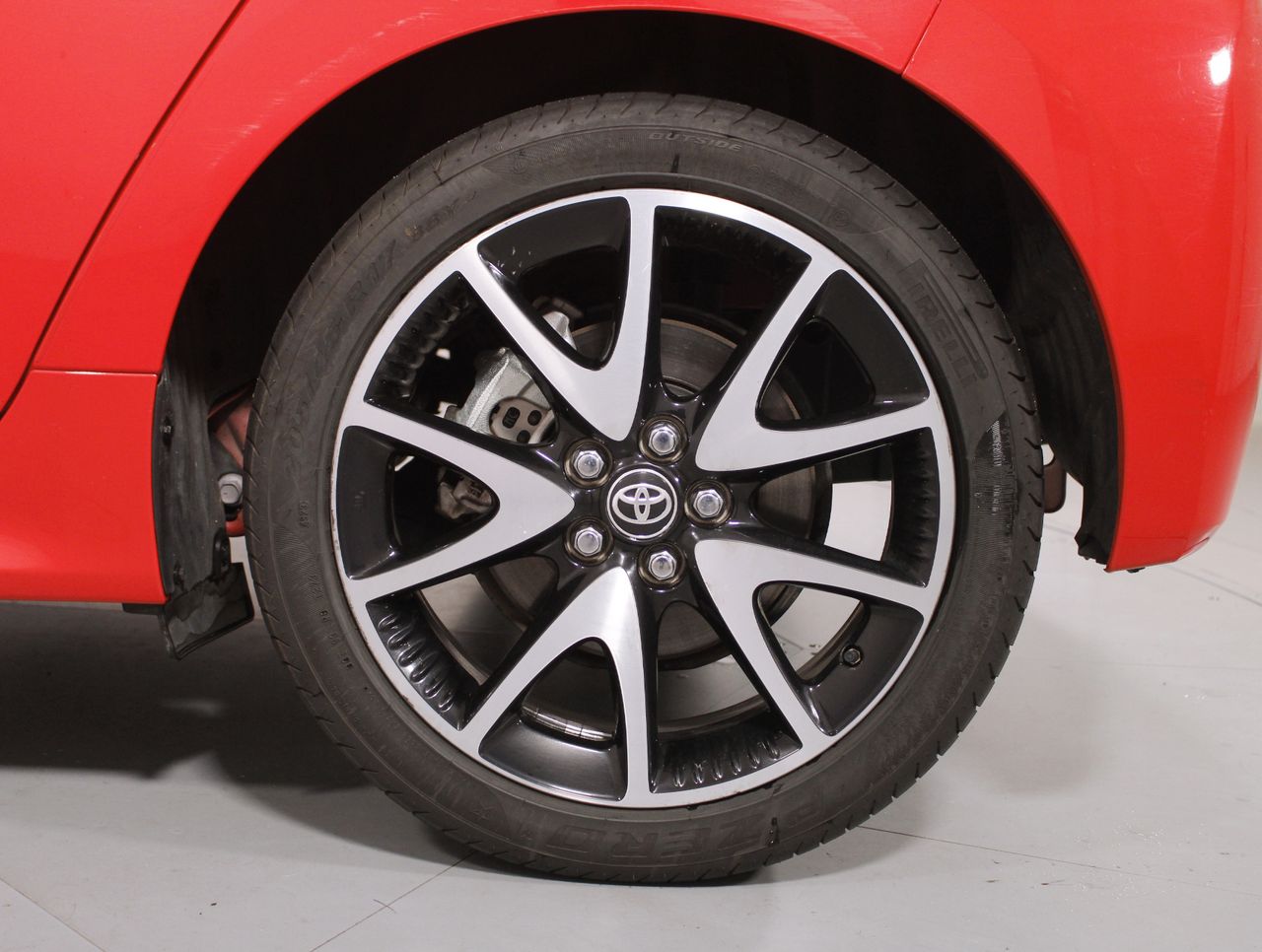 Foto Toyota Yaris 8