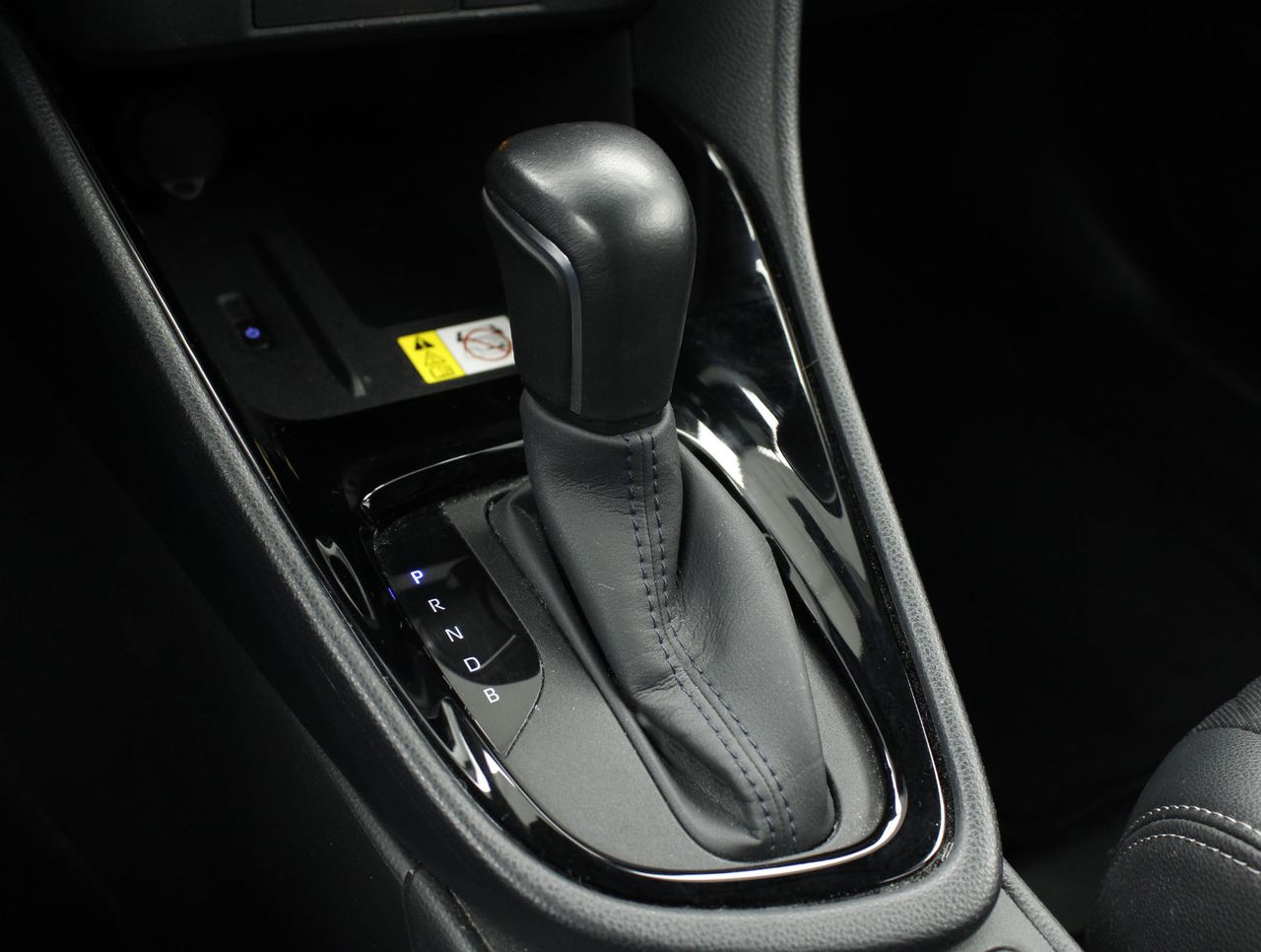 Foto Toyota Yaris 10