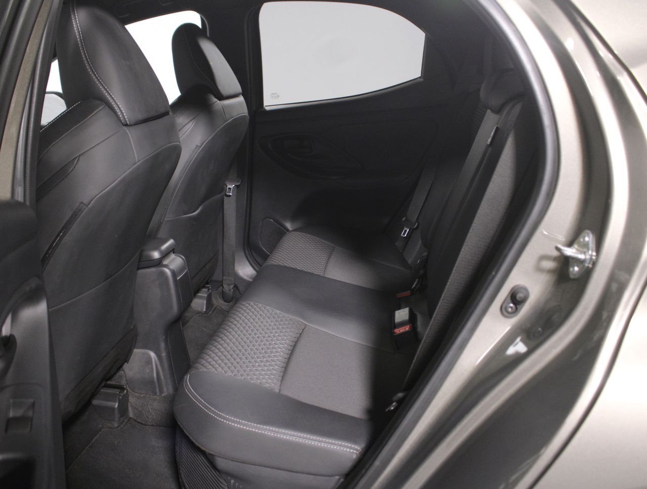 Foto Toyota Yaris 26