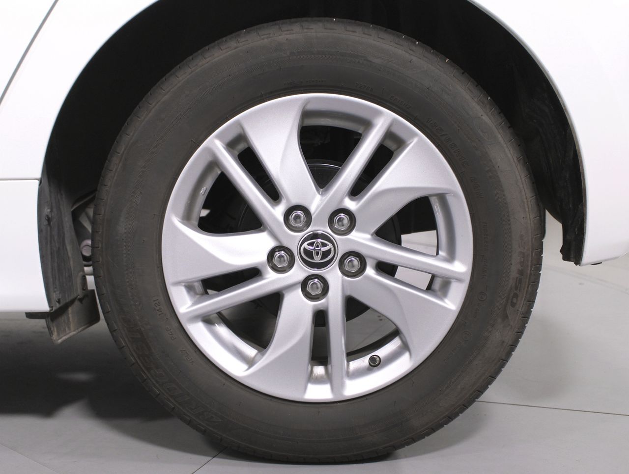 Foto Toyota Yaris 8