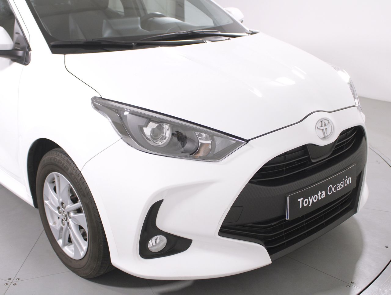 Foto Toyota Yaris 16