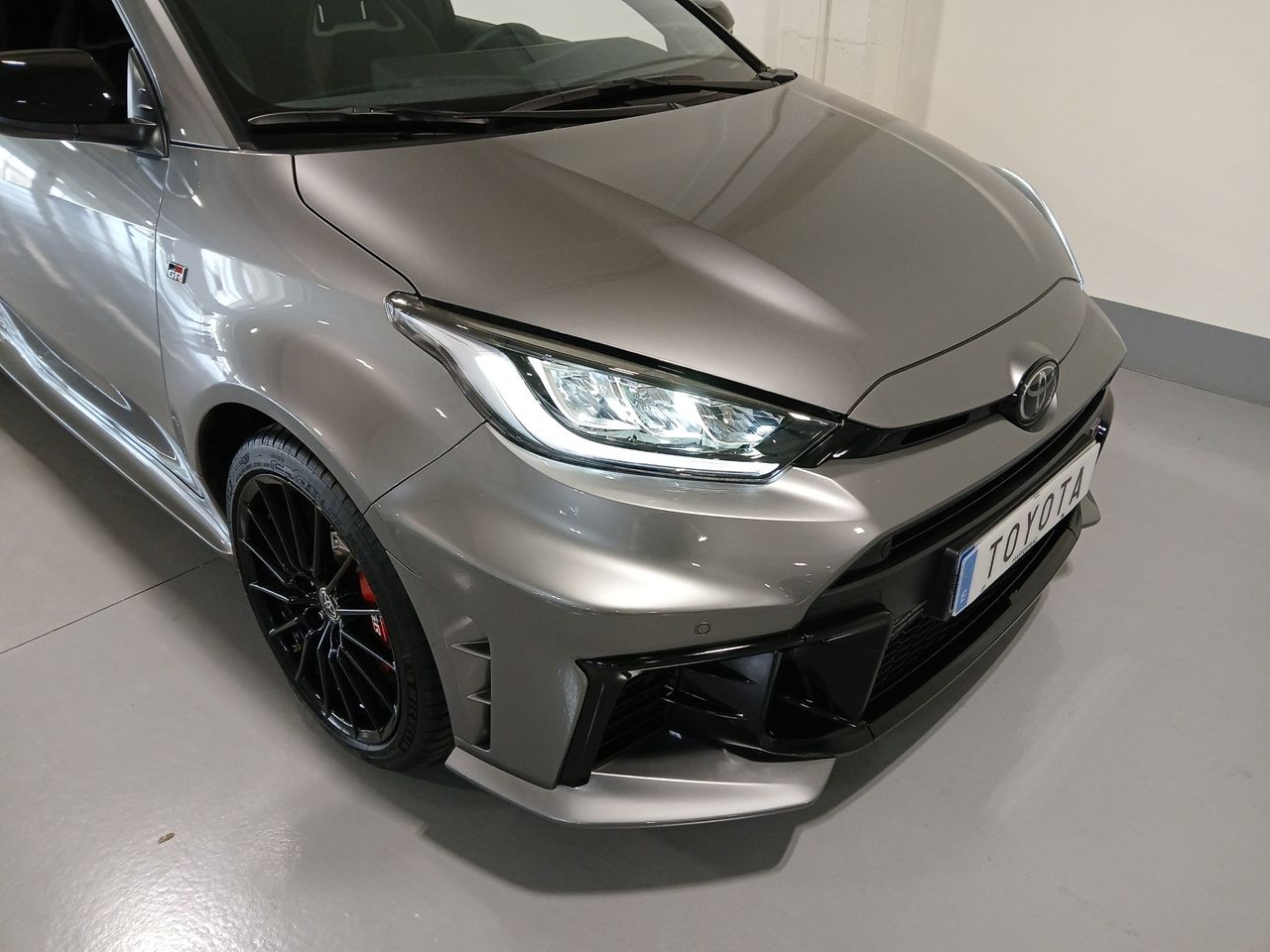 Foto Toyota Yaris 16