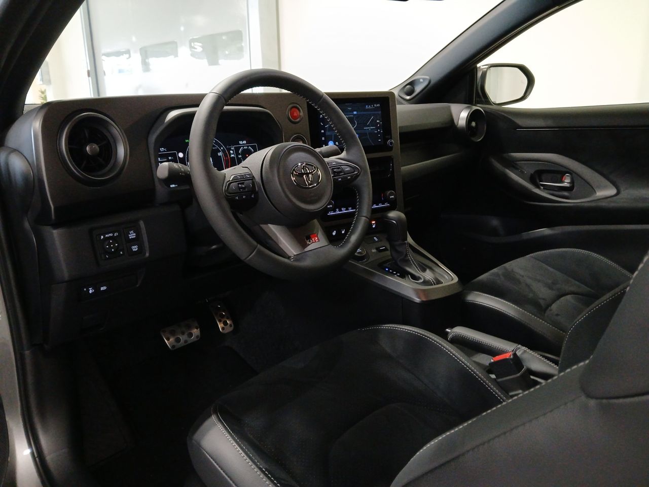 Foto Toyota Yaris 29