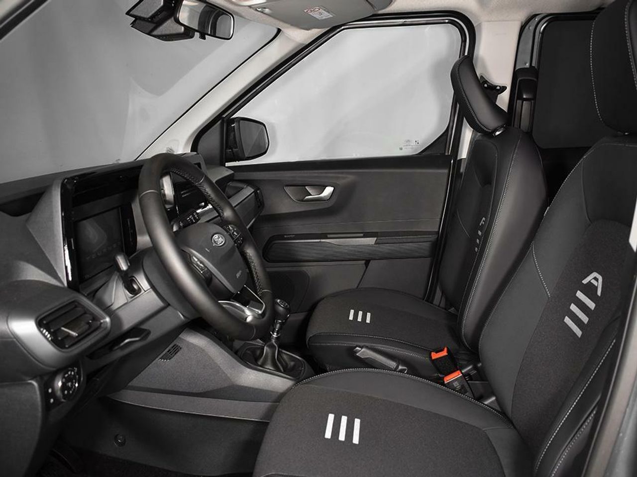 Foto Ford Tourneo Courier 15