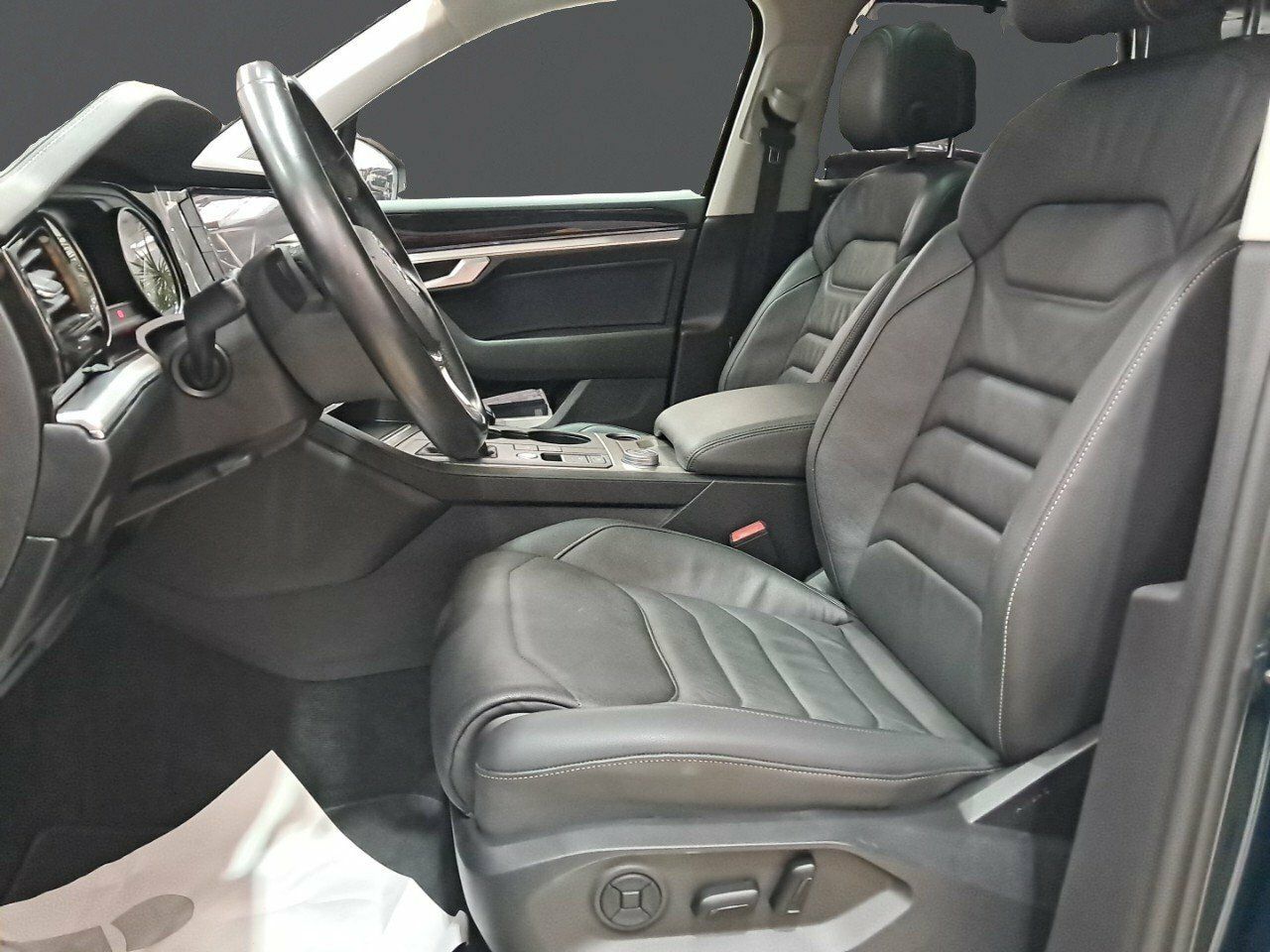 Foto Volkswagen Touareg 2