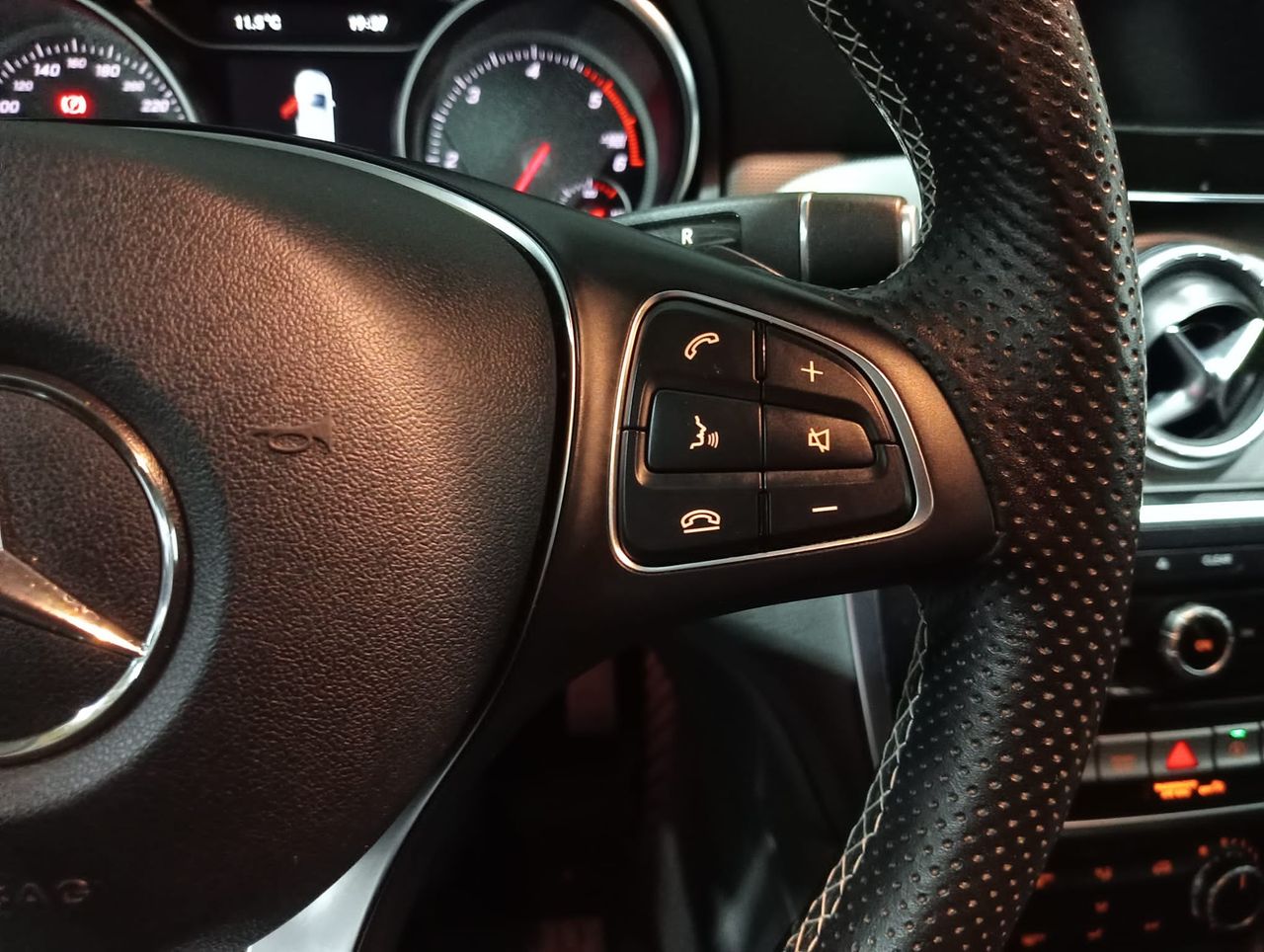 Foto Mercedes-Benz Clase CLA 10