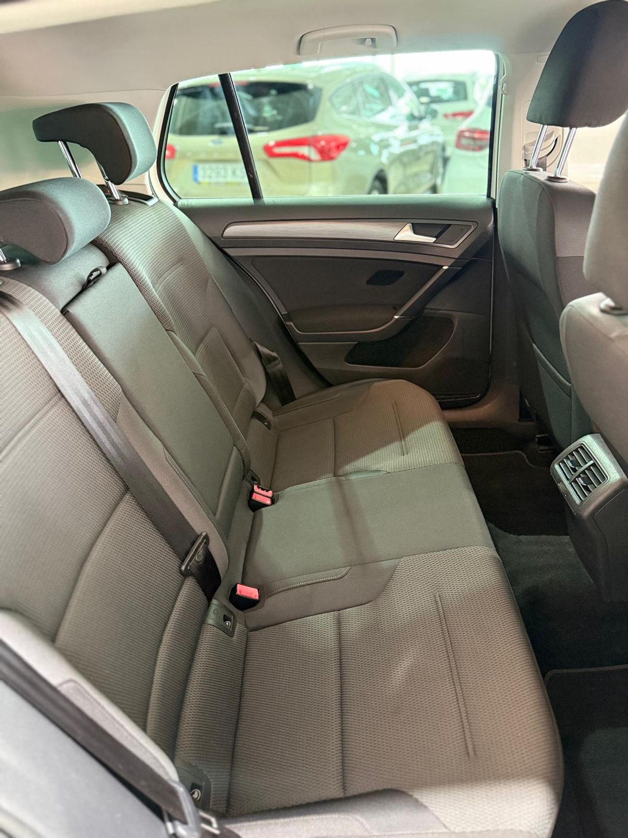 Foto Volkswagen Golf 12